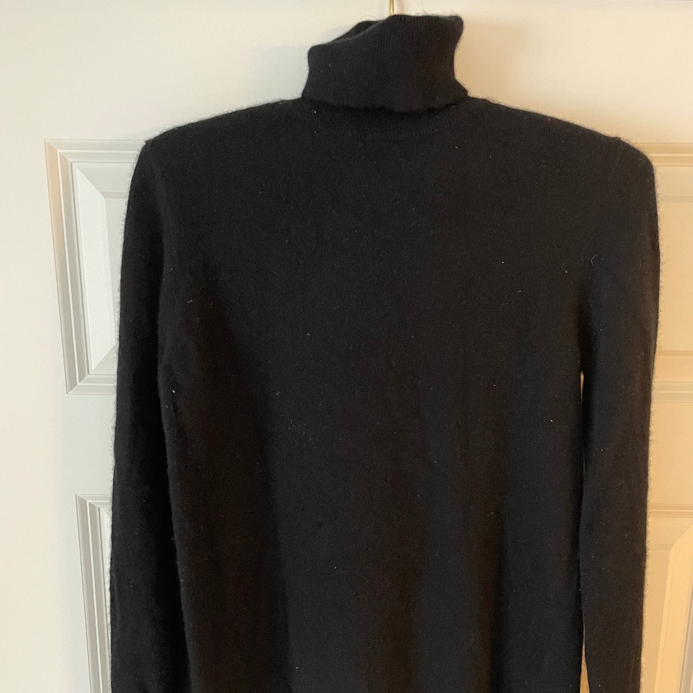 J Crew Cashmere Turtleneck Sweater, Black, Size S